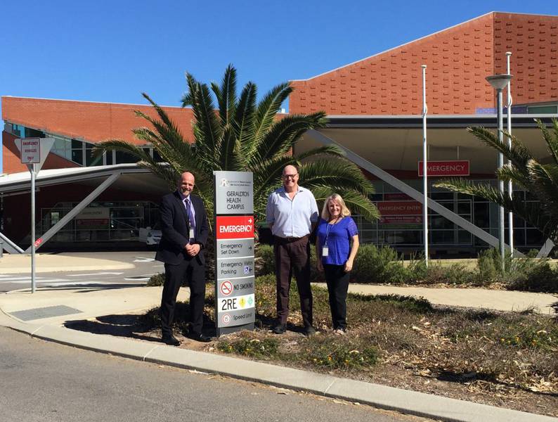 Jeff Calver (Regional Director – Midwest), Derek Fraser (Operations Manager Geraldton Hospital) and Michele Young (Coordinator Executive Services – Midwest) in front of Geraldton Hospital.